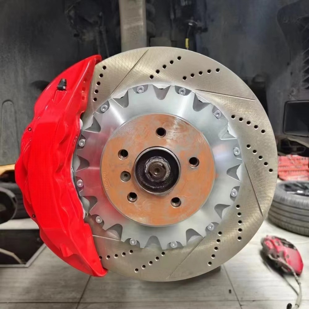 طقم فرامل FECCR OEM ODM أمامي  - مراجعة Forged Front Brake Caliper 4 Piston وسعره
